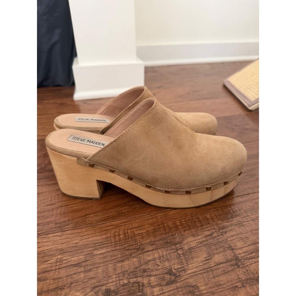 Steve Madden Tan Suede Studded Wooden Platform Clogs Mules Womens 9 Retro Boho - Picture 2 of 6
